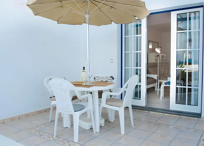 12 - Caleta Campos *