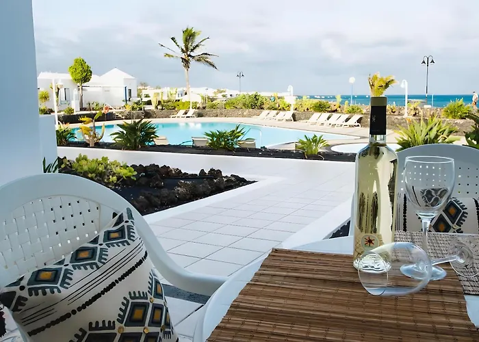 12 - Caleta Campos *